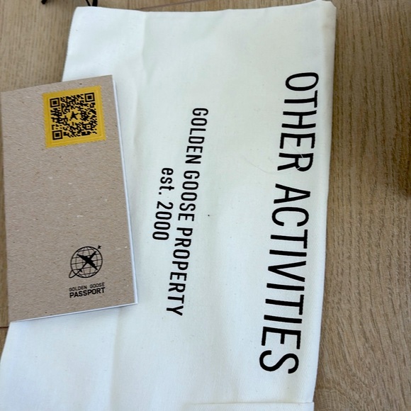 GOLDEN GOOSE SNEAKER NEWWW - Picture 2 of 4